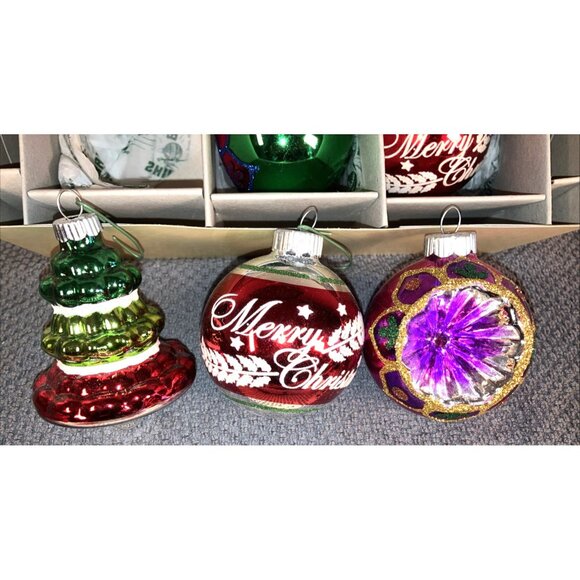 Shiny Brite 9 Christmas Ornaments Stenciled Flocked Christopher W/original paper - Picture 6 of 7